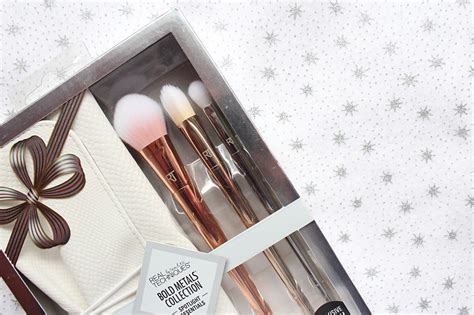 real techniques bold metals collection box makeup brush set|Real Techniques Bold Metal Collection Spotlight Essentials Make .